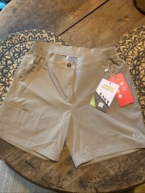 NWT Outdoor Ventures Women's Tan Performance Hiking Shorts